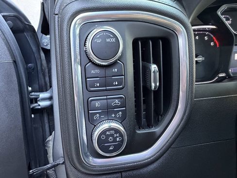 Used 2022 GMC Sierra 1500 SLT w/ SLT Premium Plus Package AWD/4WD image 38