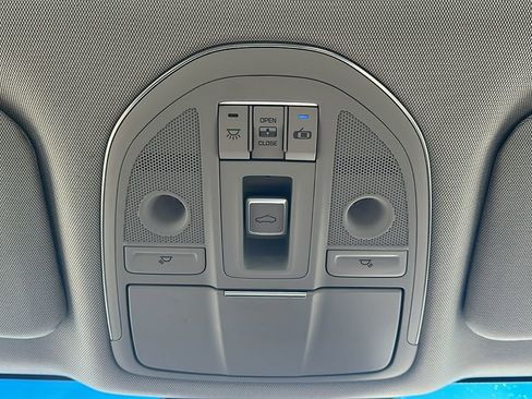 Used 2016 Hyundai Genesis 3.8 w/ Option Group 02 image 31