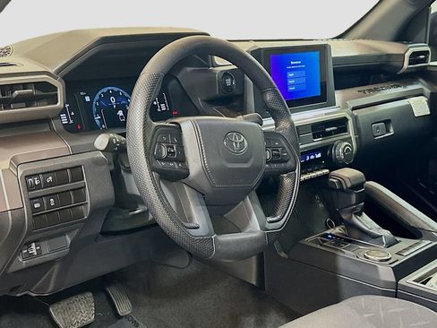 Used 2025 Toyota Tacoma SR5 RWD image 7