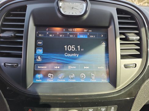 Used 2014 Chrysler 300 S image 12