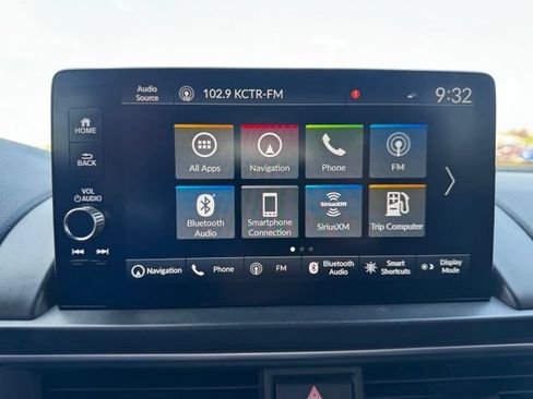 Used 2025 Honda Pilot Black Edition image 31