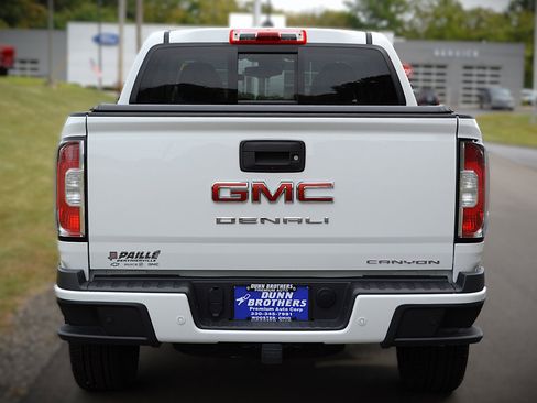 Used 2022 GMC Canyon Denali image 6