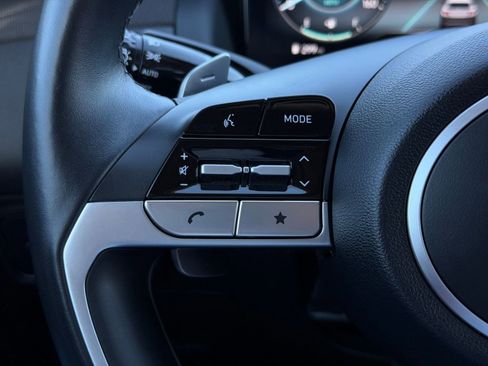 Used 2022 Hyundai Tucson Limited image 14