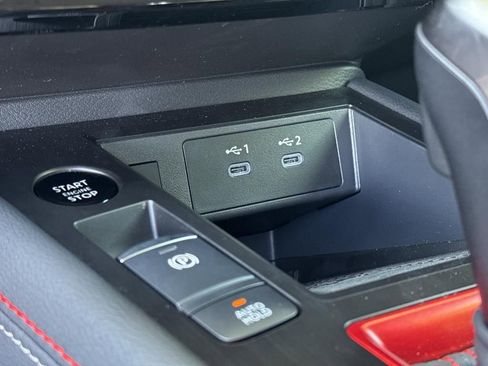 New 2025 Nissan Kicks SR image 25