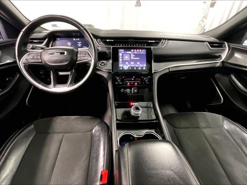 Used 2021 Jeep Grand Cherokee L Laredo image 22