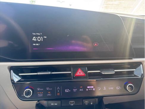 Used 2023 Kia Niro Wave FWD image 13
