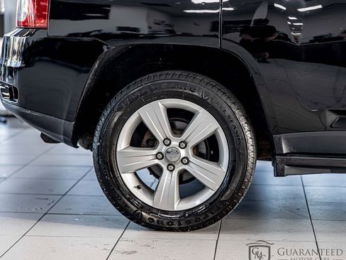 Used 2013 Jeep Compass Sport AWD/4WD image 10