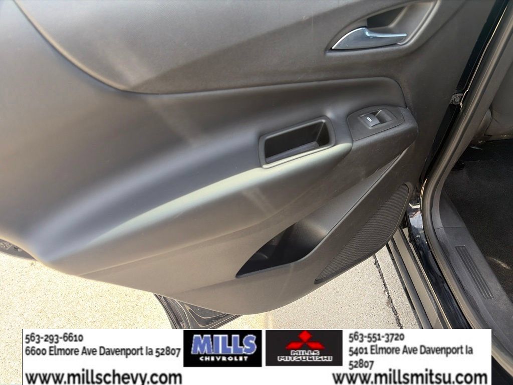 Used 2022 Chevrolet Equinox LT AWD/4WD image 23