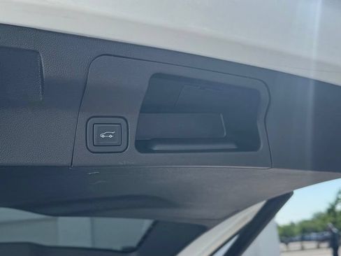 Used 2023 GMC Acadia AT4 w/ Trailering Package AWD/4WD image 7