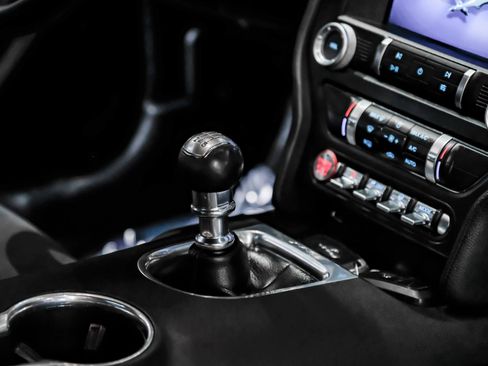 Used 2019 Ford Mustang GT w/ Equipment Group 301A image 25