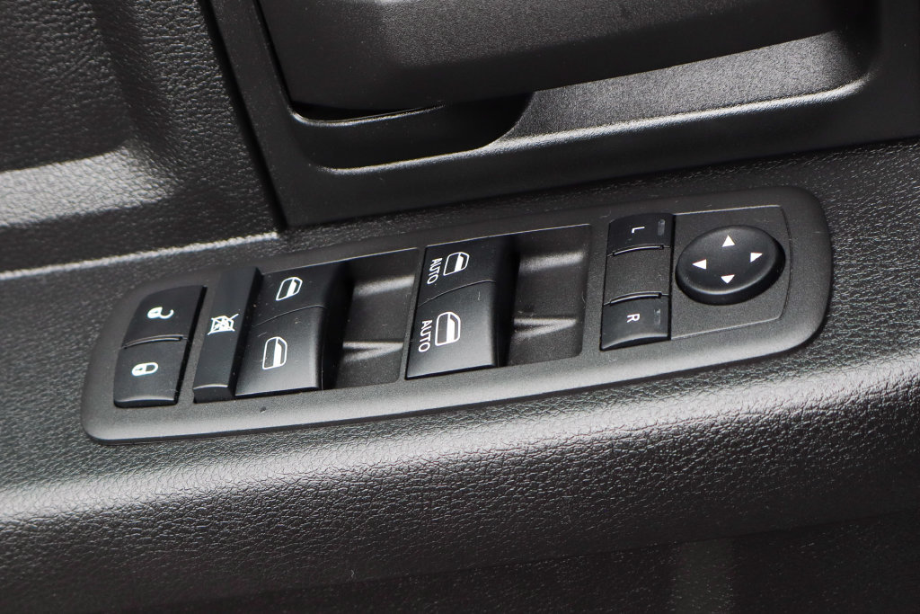Used 2022 RAM 2500 Tradesman RWD image 19