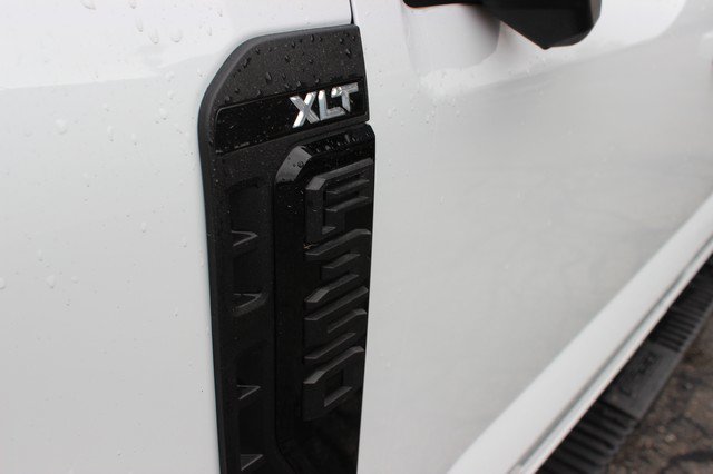 Used 2024 Ford F350 XLT w/ XLT Premium Package AWD/4WD image 2