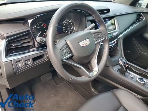 Certified 2024 Cadillac XT6 Luxury FWD image 21