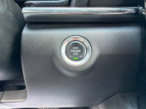Used 2025 GMC Terrain Elevation FWD image 19