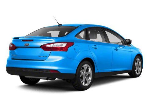 Used 2013 Ford Focus SE FWD image 3