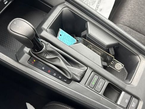 Certified 2023 Honda Accord EX image 12