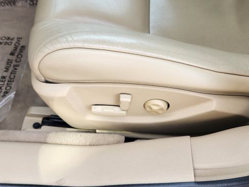 Used 2010 Cadillac STS AWD w/1SB image 14