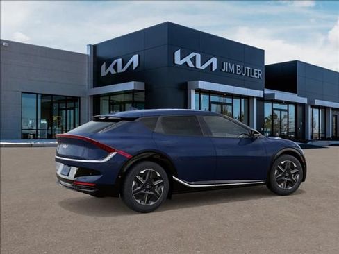 New 2026 Kia EV6 Wind AWD/4WD image 6
