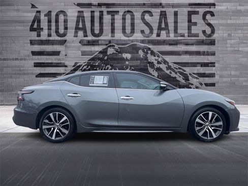 Used 2019 Nissan Maxima 3.5 SV w/ Floor Mat Group FWD image 2