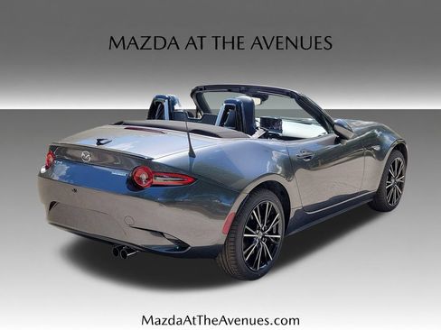 New 2026 MAZDA MX-5 Miata Grand Touring RWD image 4