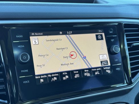 Used 2021 Volkswagen Atlas SEL Premium image 27