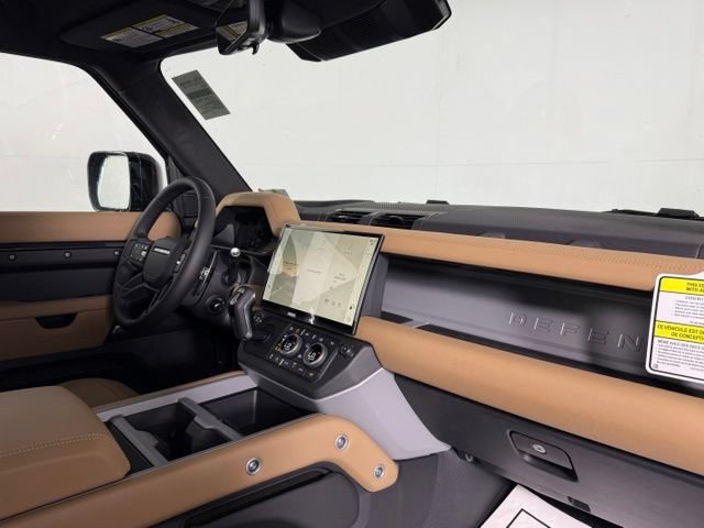 New 2026 Land Rover Defender 130 V8 AWD/4WD image 17