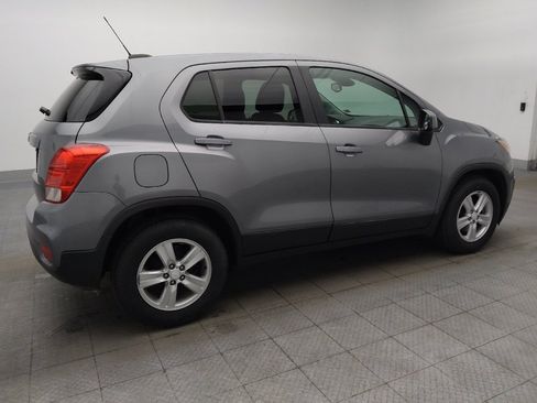 Used 2020 Chevrolet Trax LS w/ Tint and Cruise Package FWD image 10