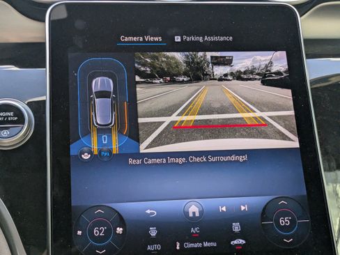 Certified 2025 Mercedes-Benz GLC 300 image 22