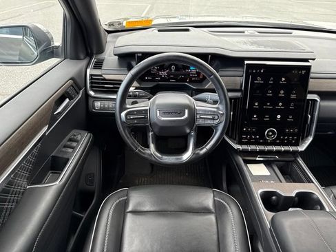 Used 2024 GMC Acadia Denali AWD/4WD image 16