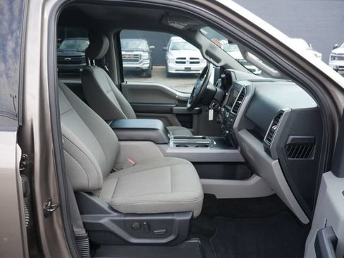 Used 2020 Ford F150 XLT w/ Equipment Group 302A Luxury AWD/4WD image 29