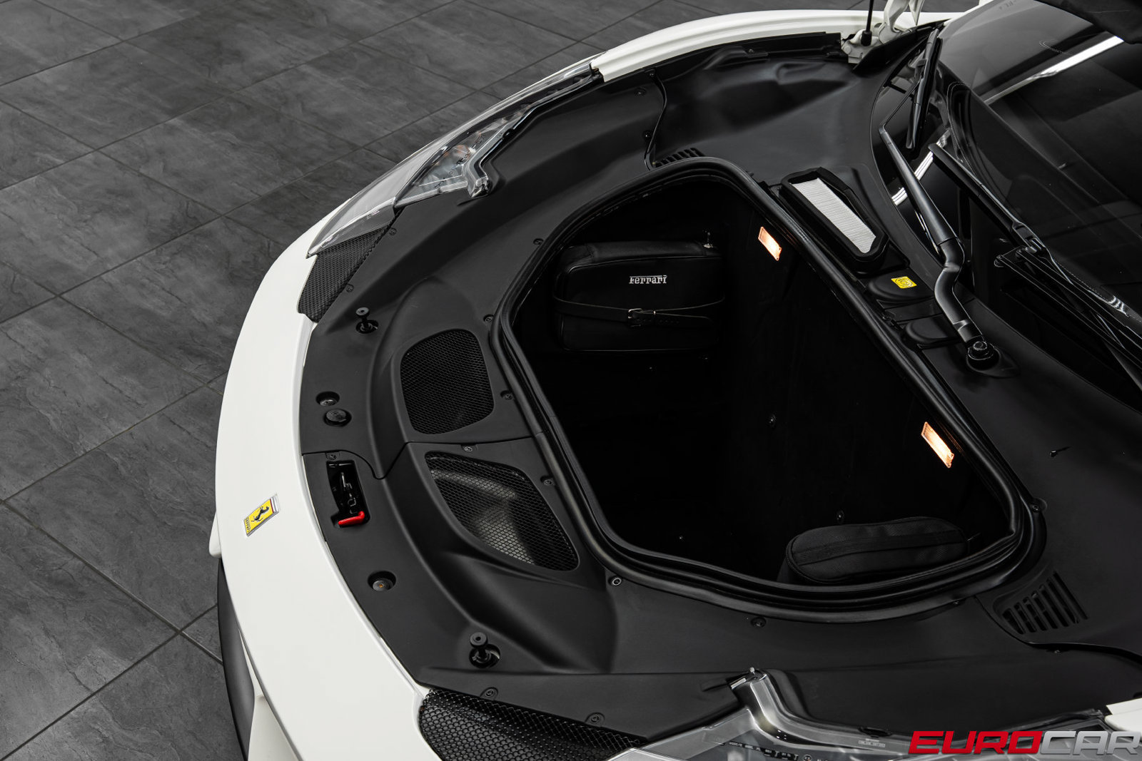 Used 2014 Ferrari 458 Speciale Coupe RWD image 11