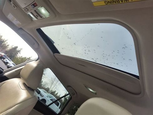 Used 2018 Subaru Outback 3.6R Limited image 22