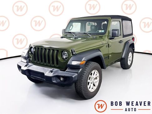 Used 2023 Jeep Wrangler Sport S image 3