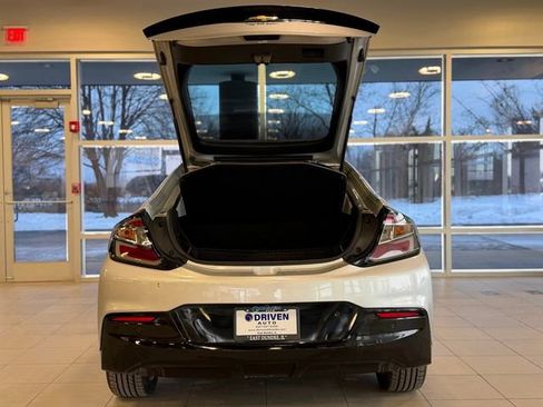 Used 2017 Chevrolet Volt Premier w/ Driver Confidence II Package image 34