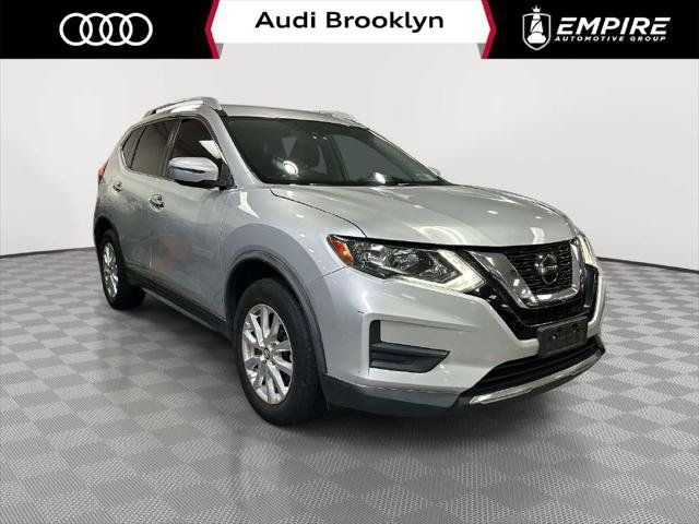 Used 2019 Nissan Rogue SV AWD/4WD image 1