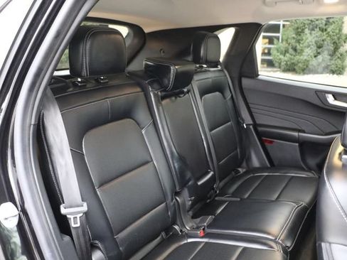 Used 2023 Ford Escape Platinum AWD/4WD image 13