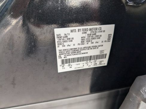 Used 2013 Ford Explorer XLT FWD image 26