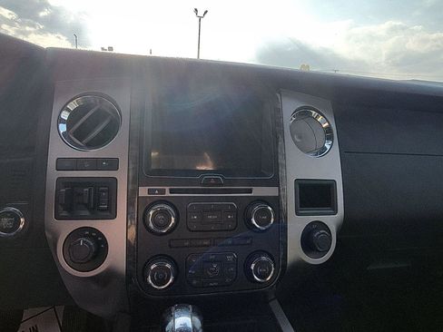 Used 2016 Ford Expedition Limited w/ Equipment Group 301A image 13