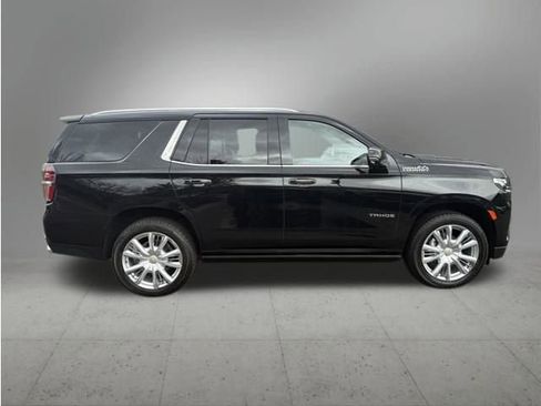 Used 2023 Chevrolet Tahoe High Country w/ Premium Package 2 AWD/4WD image 6