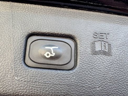 Used 2024 Ford Edge SEL w/ Convenience Package AWD/4WD image 34