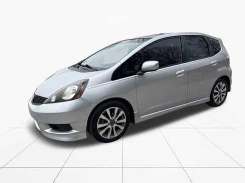 Used 2013 Honda Fit Sport image 3