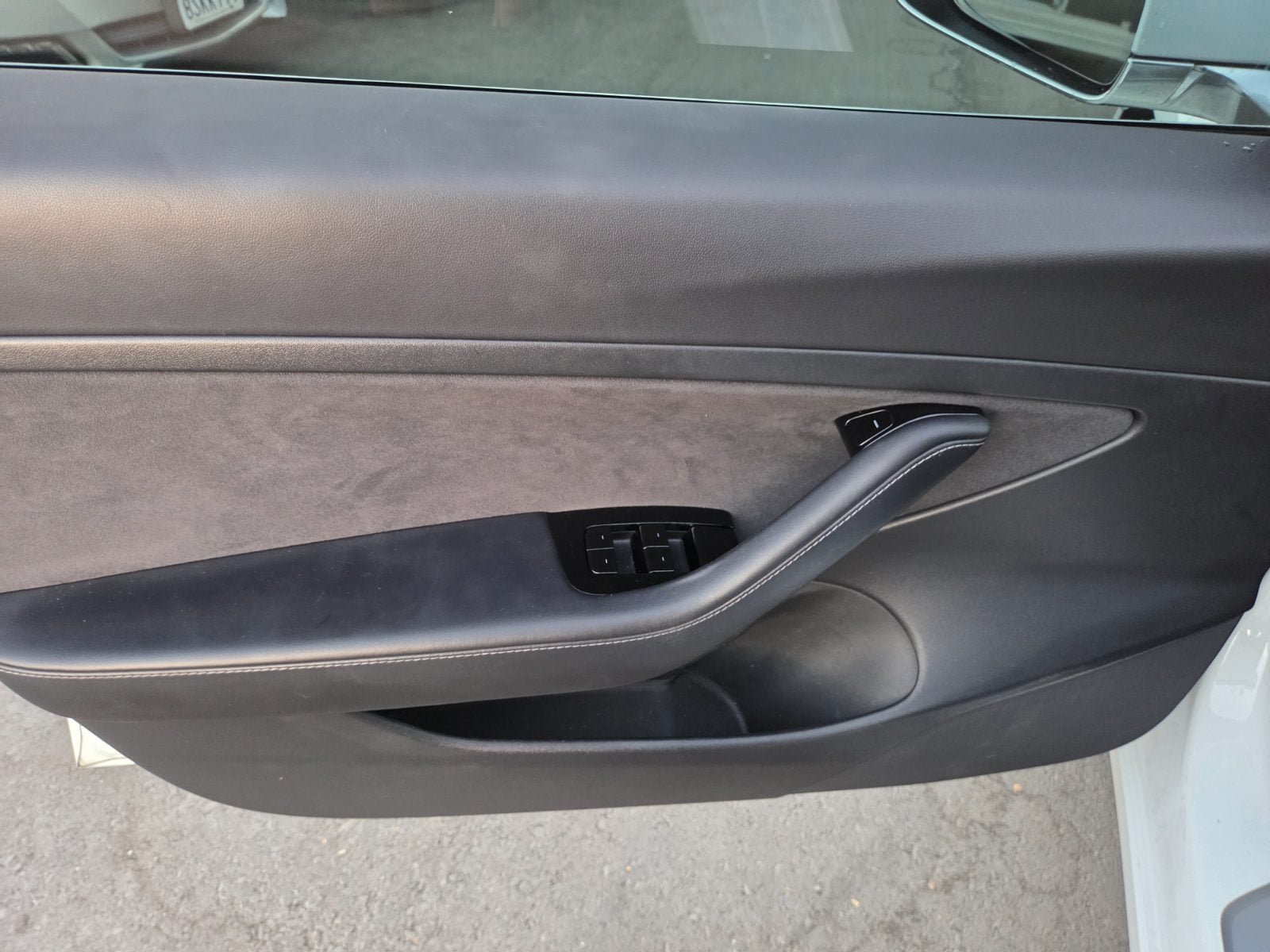 Used 2020 Tesla Model 3 Standard Range Plus RWD image 6
