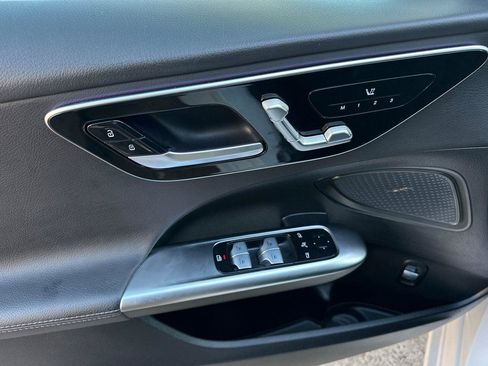 Used 2024 Mercedes-Benz C 300 C 300 image 10