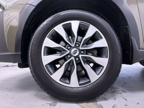 Used 2024 Subaru Outback Touring XT AWD/4WD image 13
