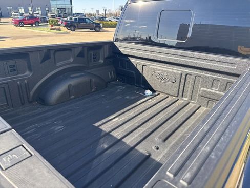 Used 2025 Ford F150 Raptor image 6