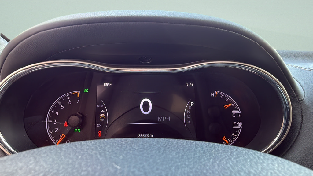 Used 2014 Jeep Grand Cherokee Overland AWD/4WD image 11