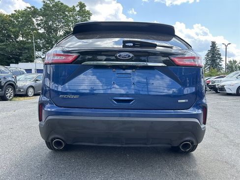 Used 2020 Ford Edge SE AWD/4WD image 3
