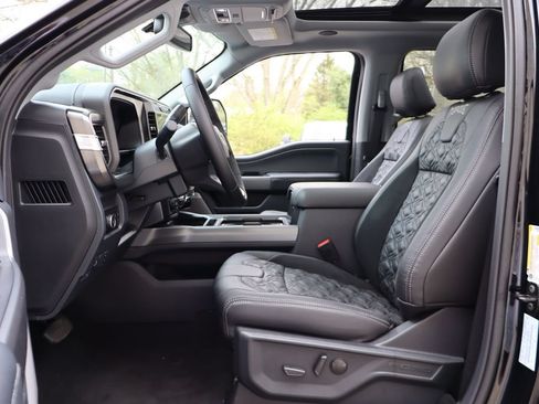 New 2026 Ford F250 Lariat w/ Black Appearance Package AWD/4WD image 28