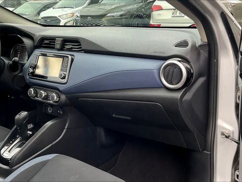 Used 2023 Nissan Versa SV FWD image 23