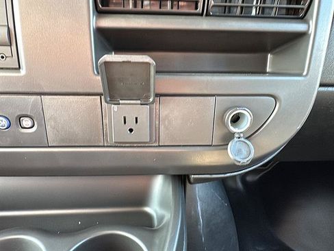 Used 2025 Chevrolet Express 2500 w/ Enhanced Convenience Package RWD image 18